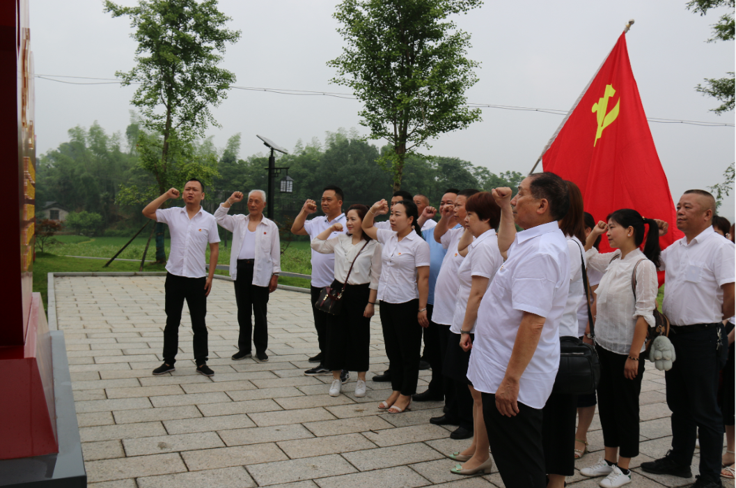 常德市湘北汽車運輸有限公司,常德包車客運,常德旅游服務,校車服務